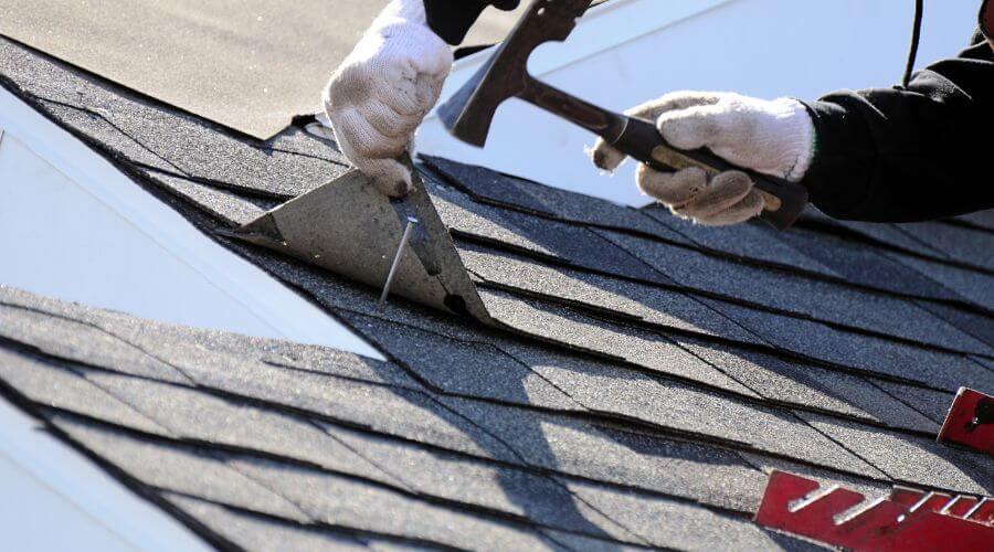 Professional gutter cleaning in Wapanucka, OK